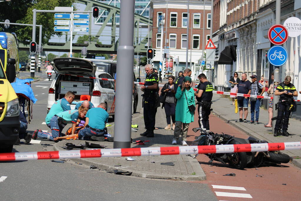 Motorrijder gewond na uitwijkmanoeuvre