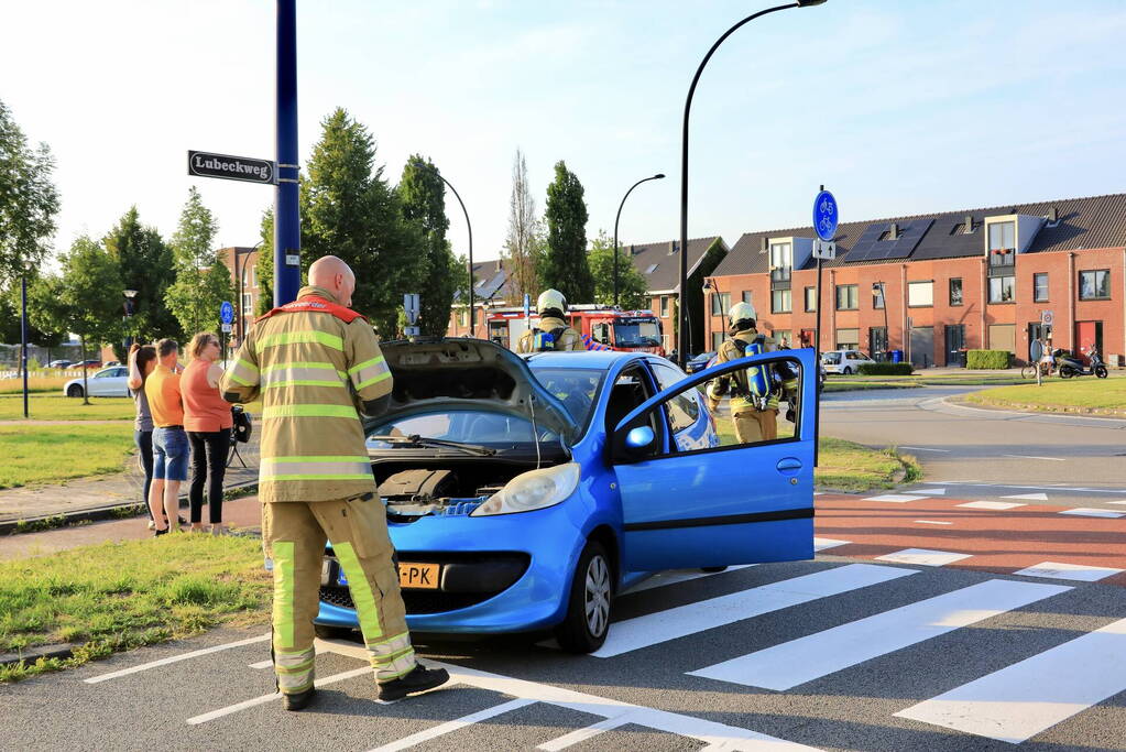 Kop-staart ongeval voor Rotonde 12