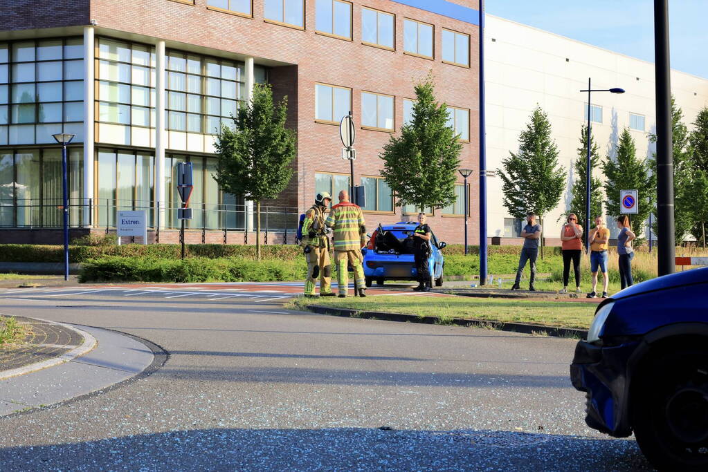 Kop-staart ongeval voor Rotonde 12