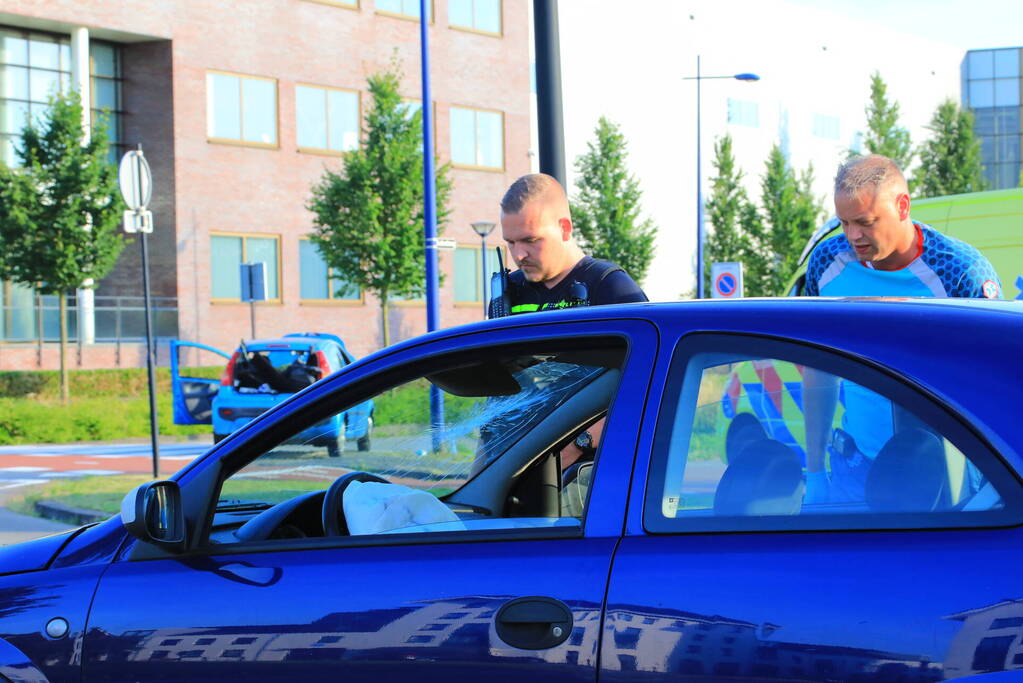 Kop-staart ongeval voor Rotonde 12