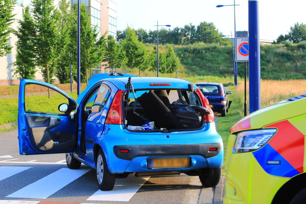 Kop-staart ongeval voor Rotonde 12