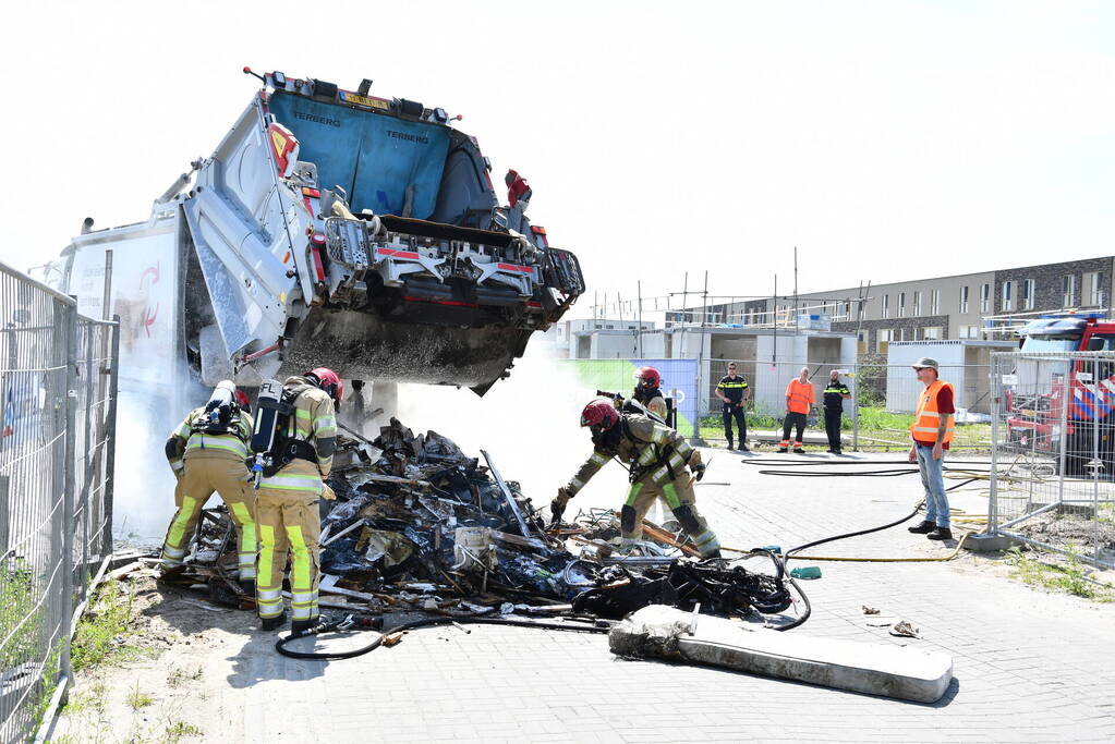 Brand in vuilniswagen