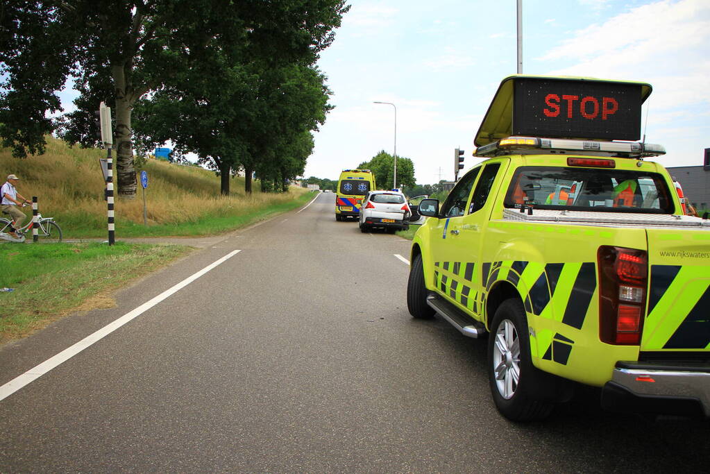 Kopstaart ongeval op toerit naar snelweg