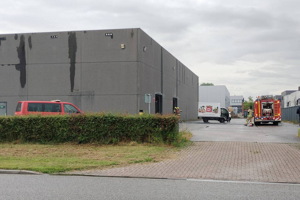 Elektrische bezorgwagen Picnic vliegt in brand