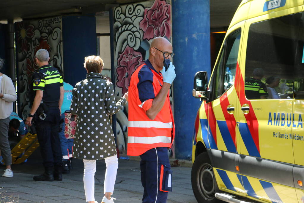 Fietser zwaargewond na frontale aanrijding op fietspad