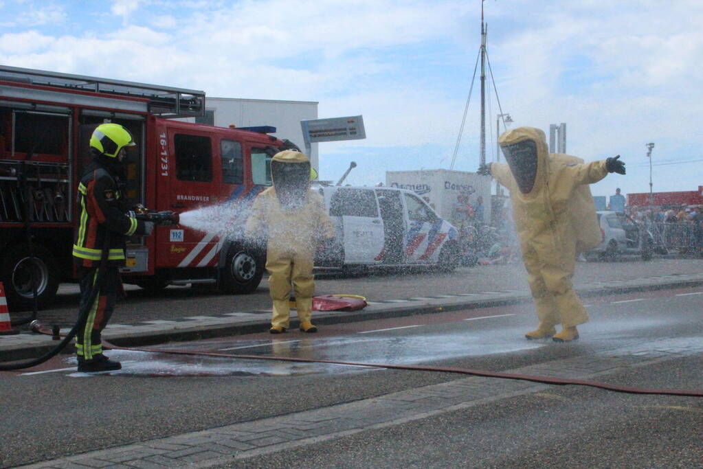 Reddingsbrigade jaarlijks grote reddingsdemonstratie