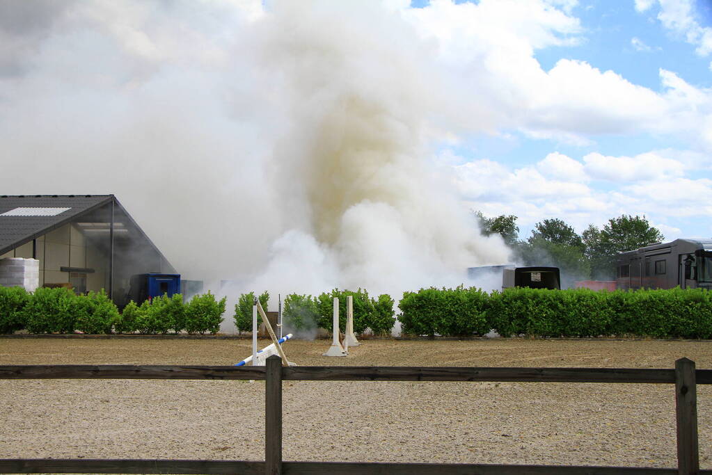 Ontploffingen bij brand in trailers