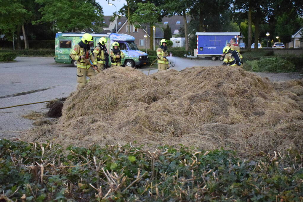 Broei veroorzaakt brand in gemaaid gras