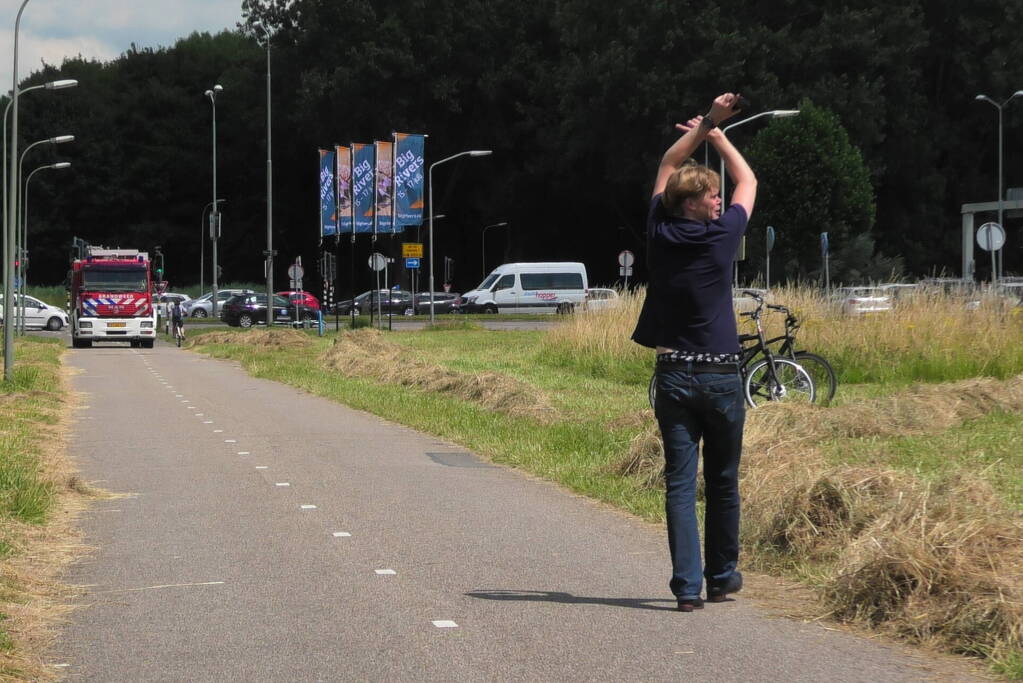 Brand in berm snel geblust