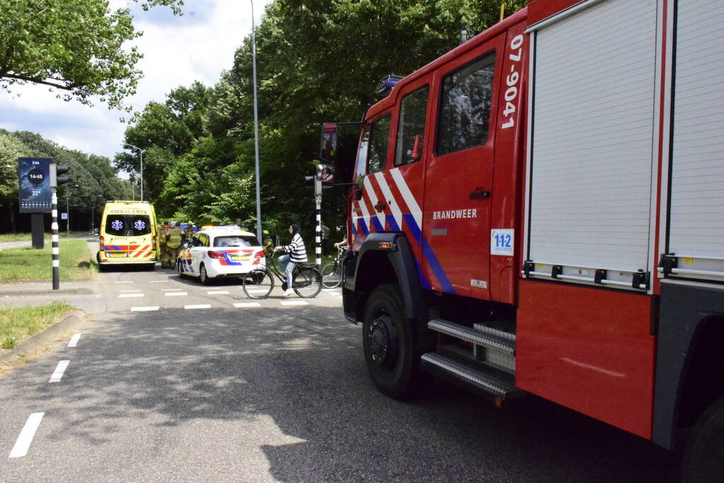Kop-staartbotsing op kruispunt