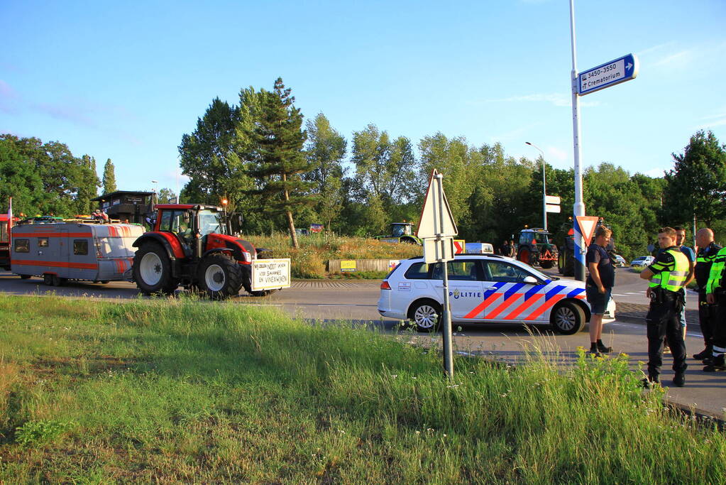 Politie voorkomt blokkade door boeren