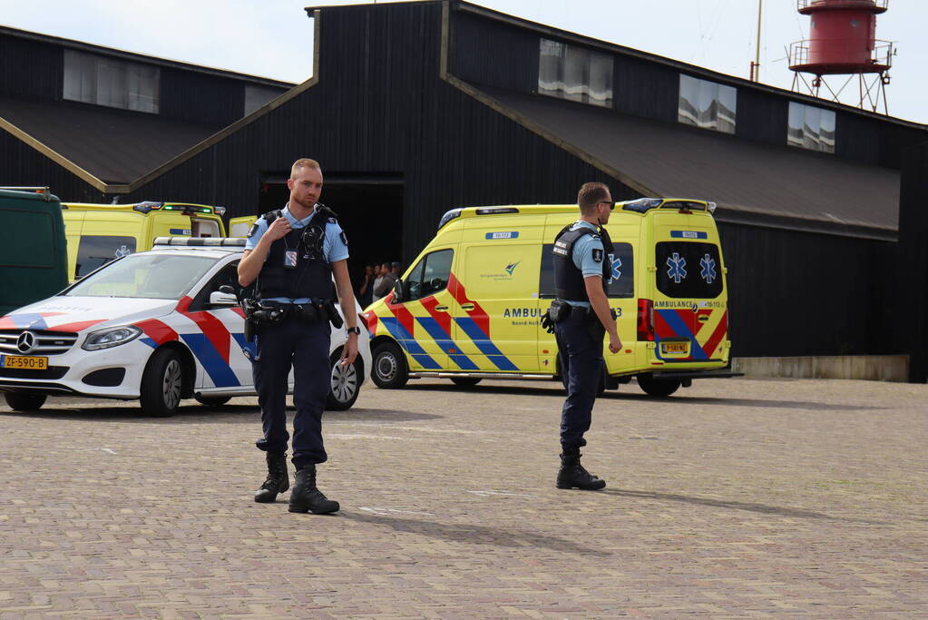 Persoon zwaargewond bij ongeval Medemblikkerloods