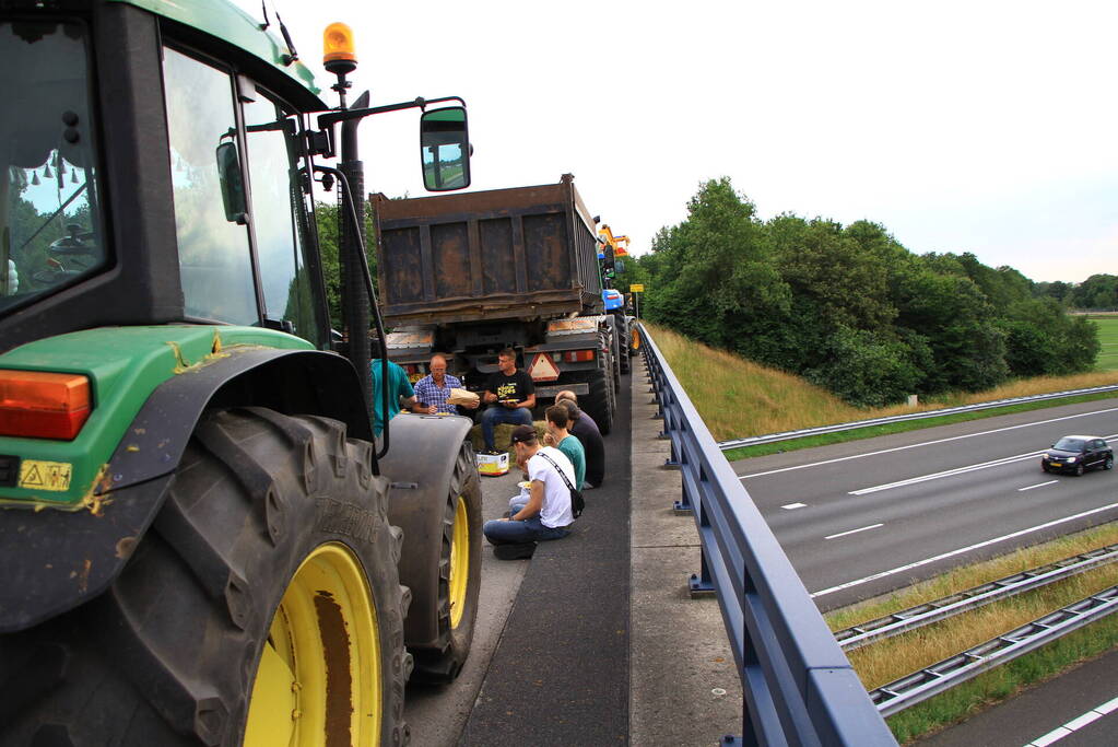Boerenprotest onder genot van friet