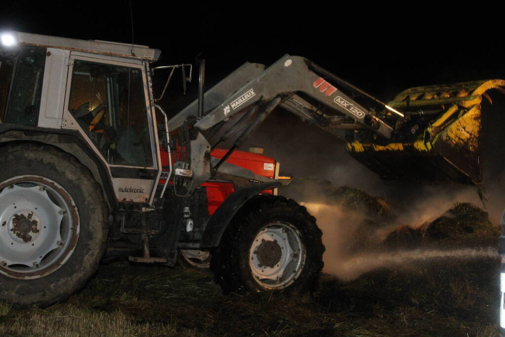 Rookontwikkeling vanwege brand in hooibalen