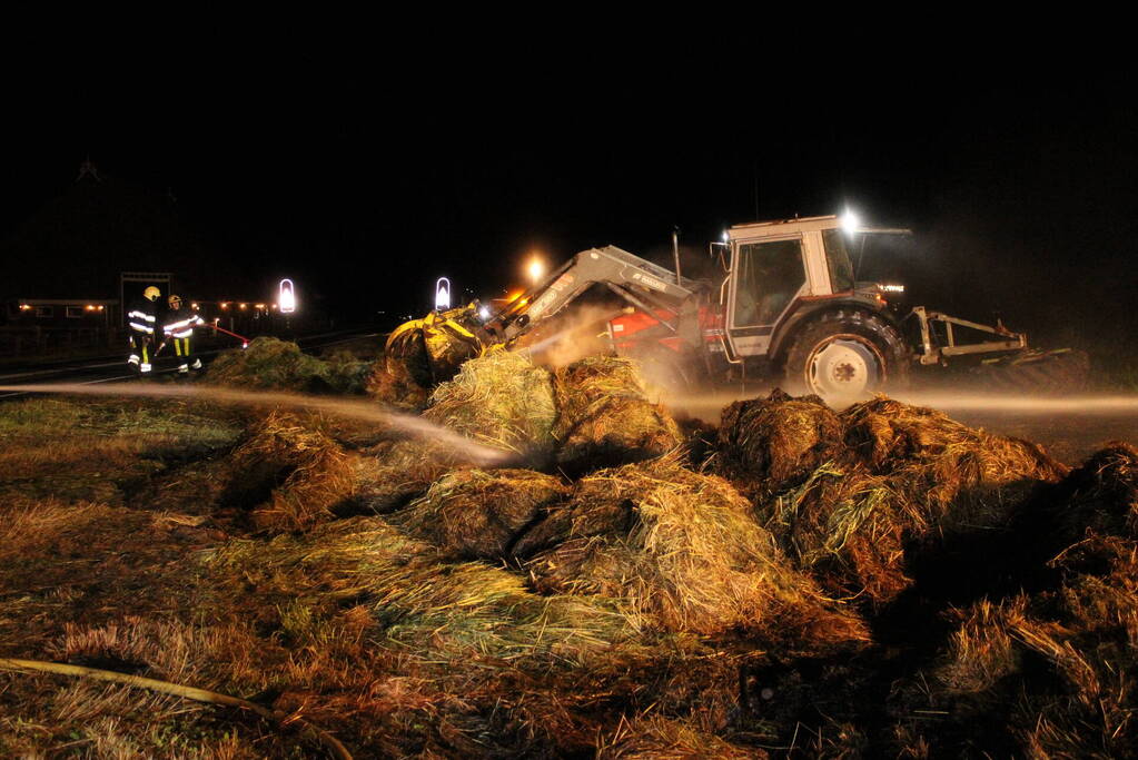 Rookontwikkeling vanwege brand in hooibalen