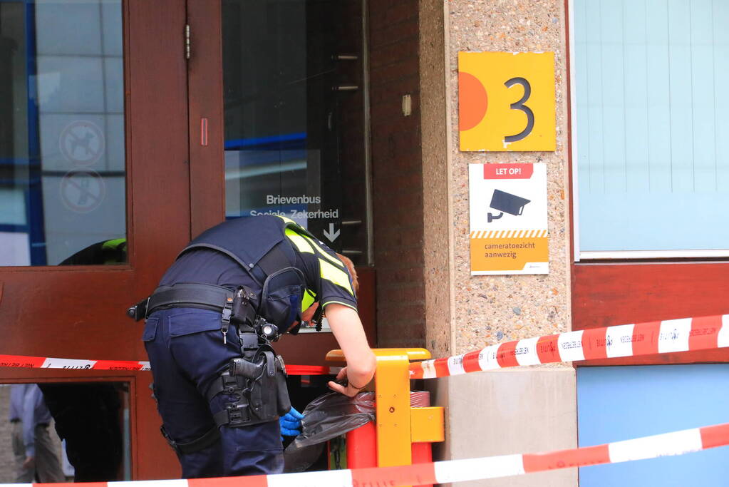 Gewonde bij steekpartij voor stadhuis