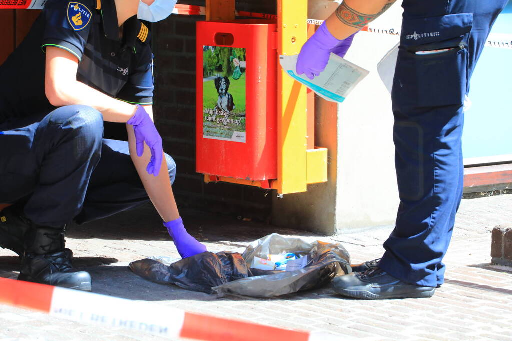 Gewonde bij steekpartij voor stadhuis