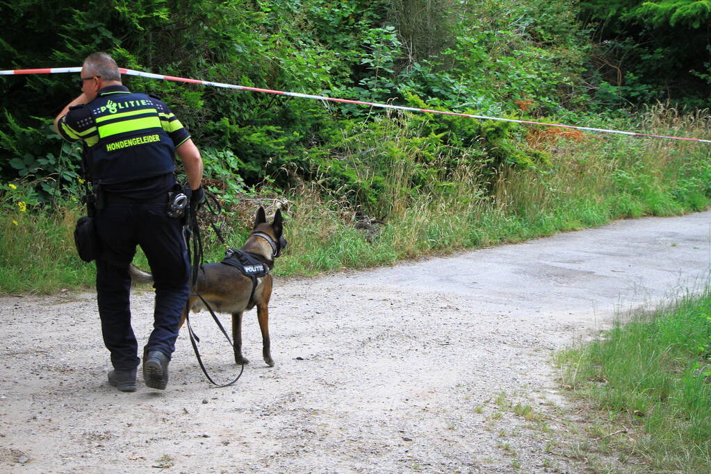Overleden persoon aangetroffen bij bedrijf