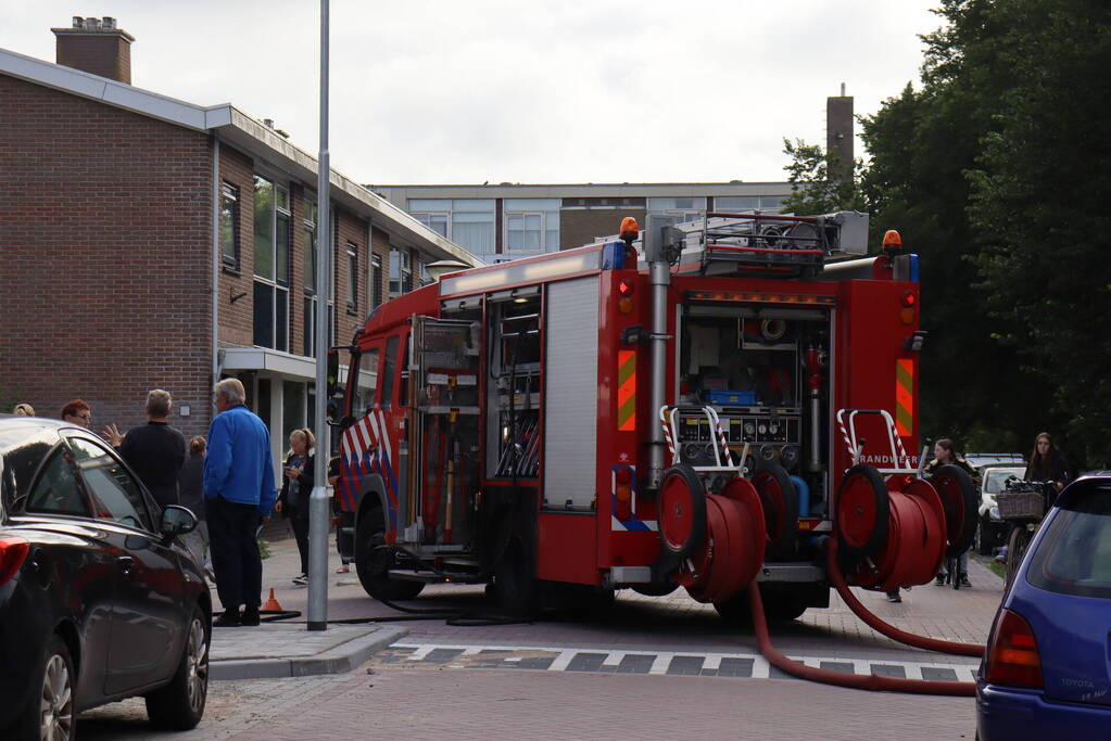 Brand in garage snel onder controle