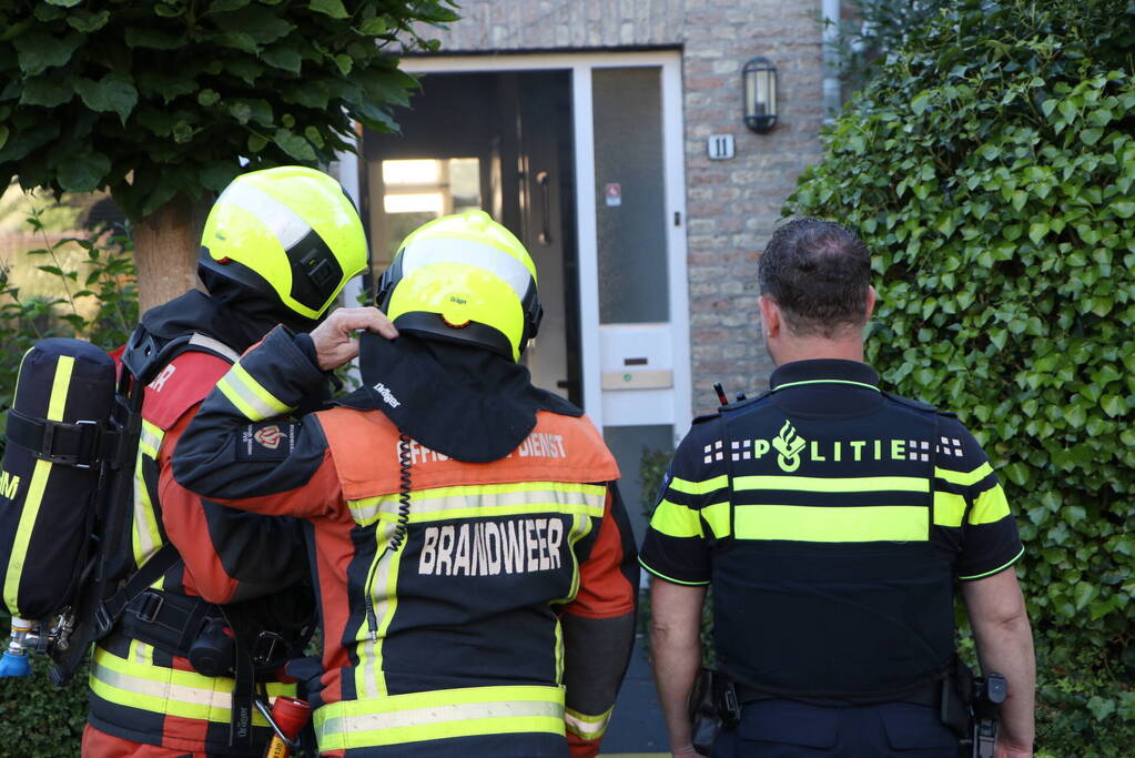 Persoon gewond bij woningbrand