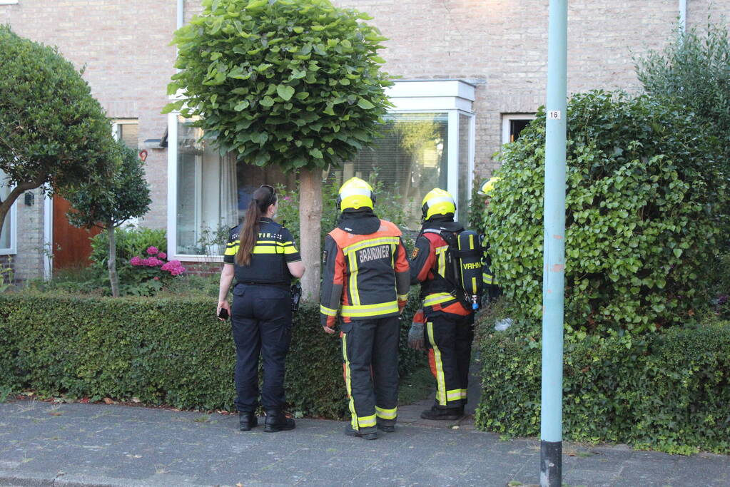 Persoon gewond bij woningbrand