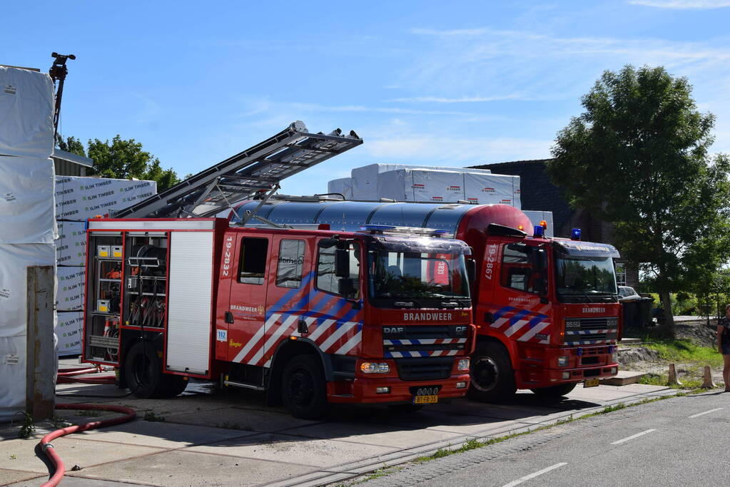 Grote brand in houtzagerij
