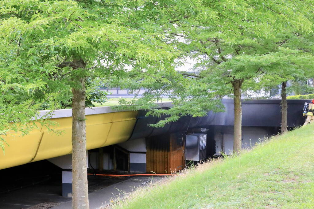 Felle brand in elektrakast op mediapark