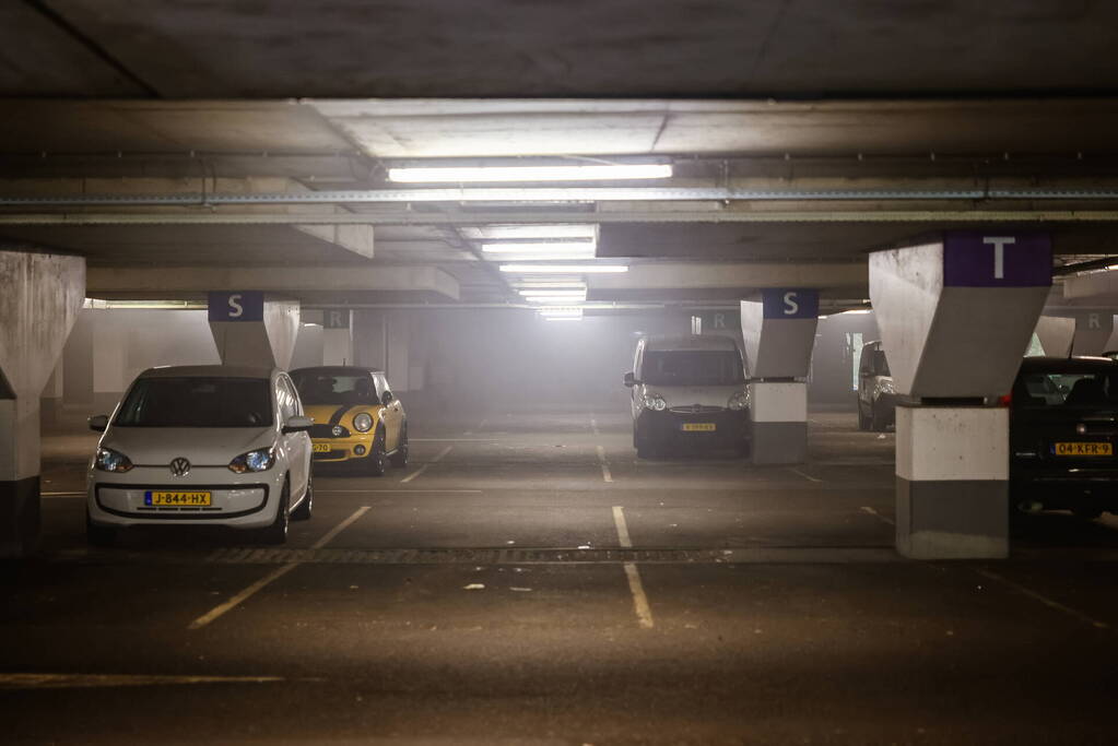 Felle brand in elektrakast op mediapark