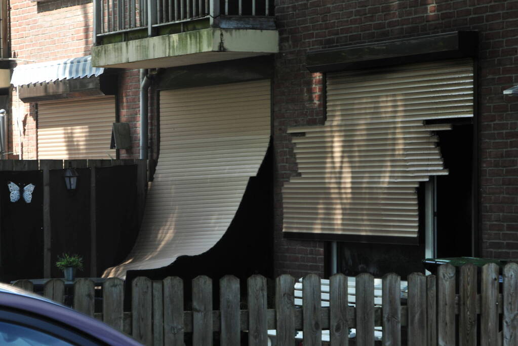 Rook bij brand in woning