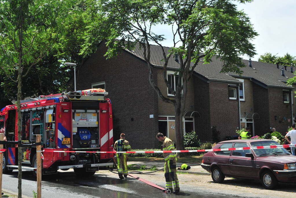 Rook bij brand in woning