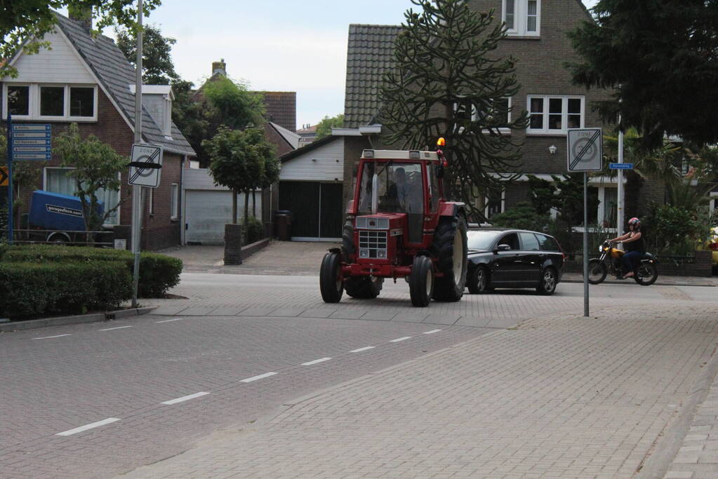 Wederom boeren in protestoptocht