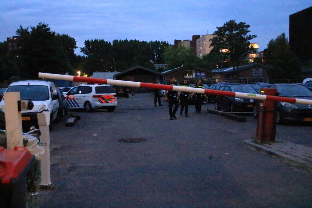 Onderzoek naar overval op parkeerplaats