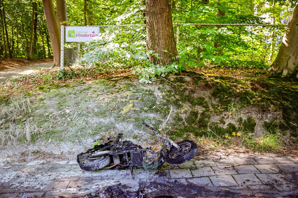 Opnieuw een Go Sharing-deelscooter in de hens