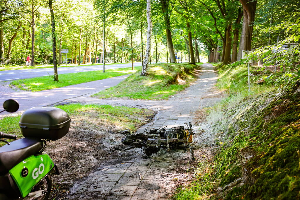 Opnieuw een Go Sharing-deelscooter in de hens