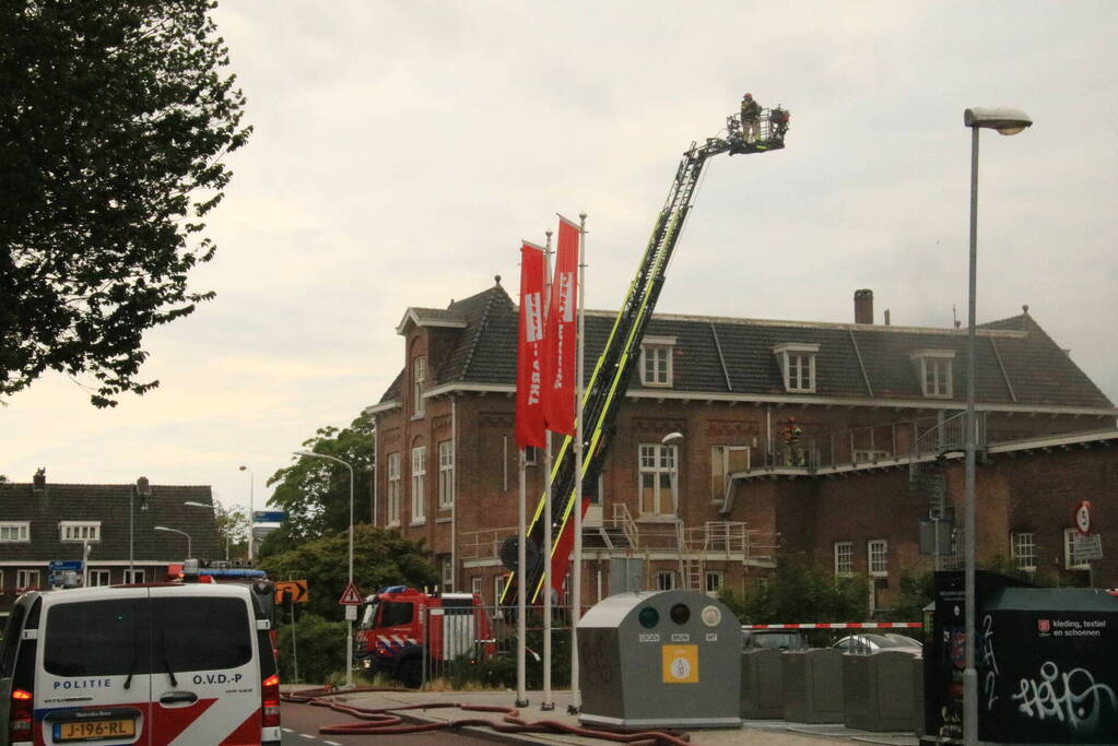 Veel rook bij brand in leegstaand pand