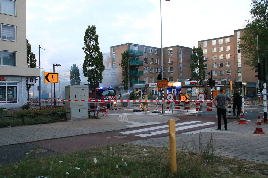 Enorme schade en brand na plofkraak