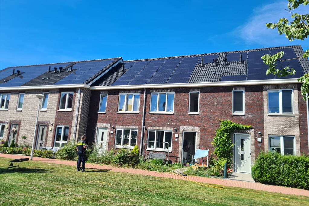 Veel rook bij brand in woning