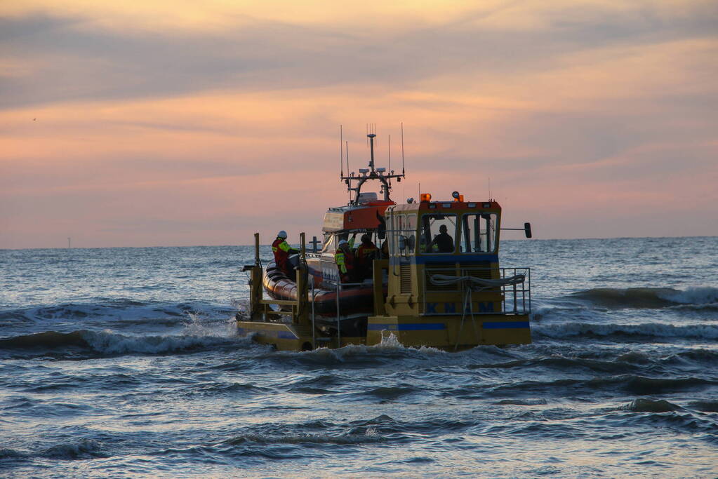 KNRM assisteert bij jacht in problemen