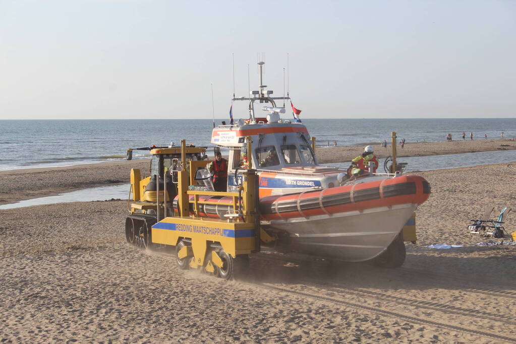 Twee kanoërs teruggevonden op zee