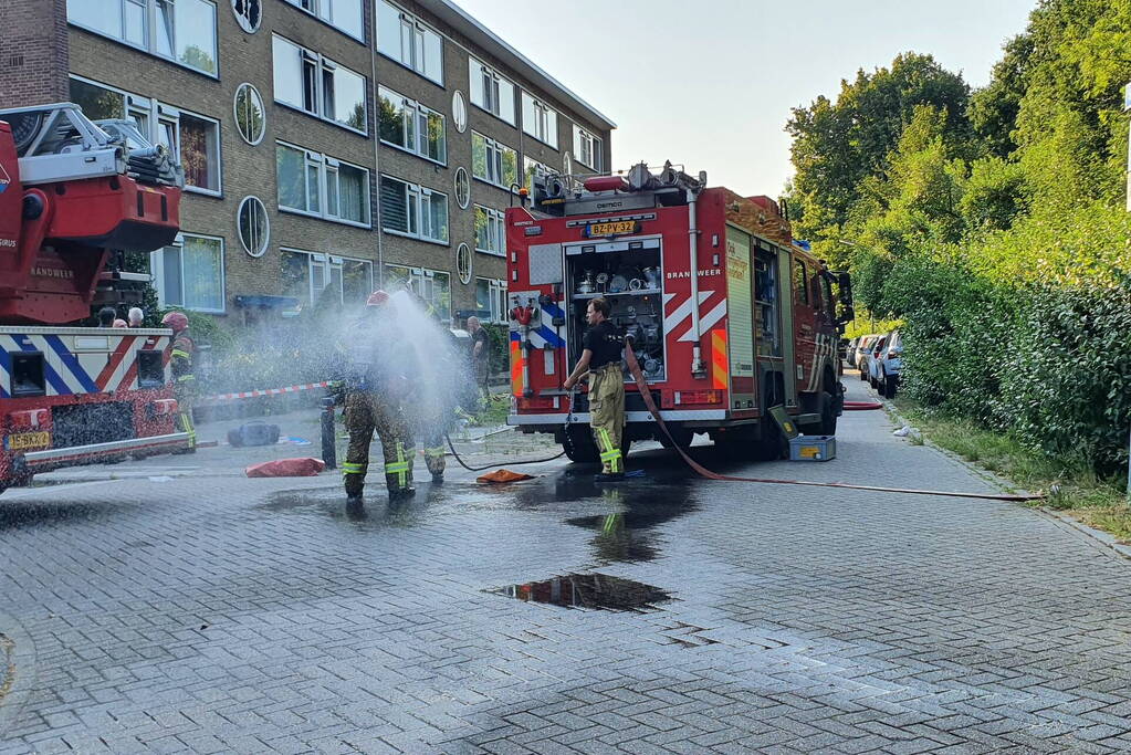 Persoon gewond bij brand in flat