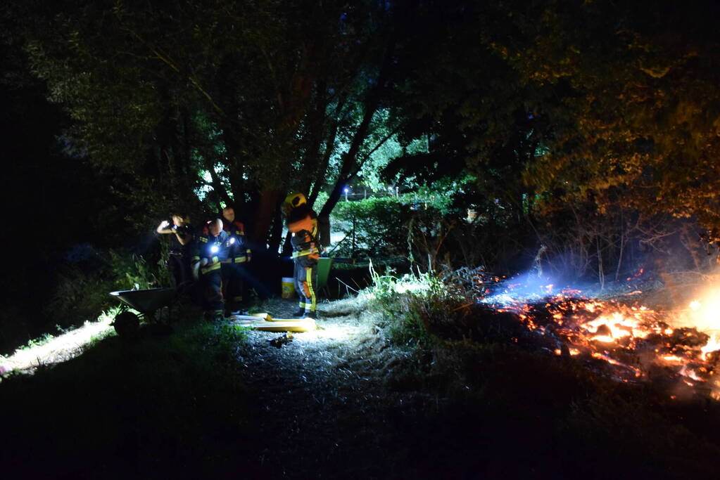 Drie stukken natuurgebied in brand