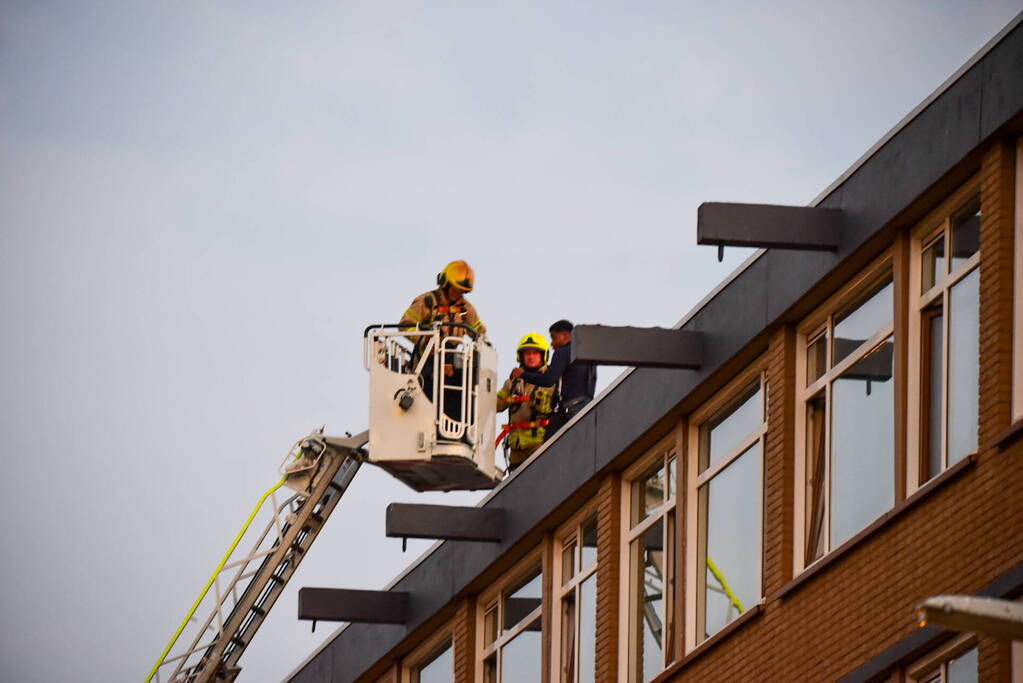 Woning beschoten en explosief aangetroffen