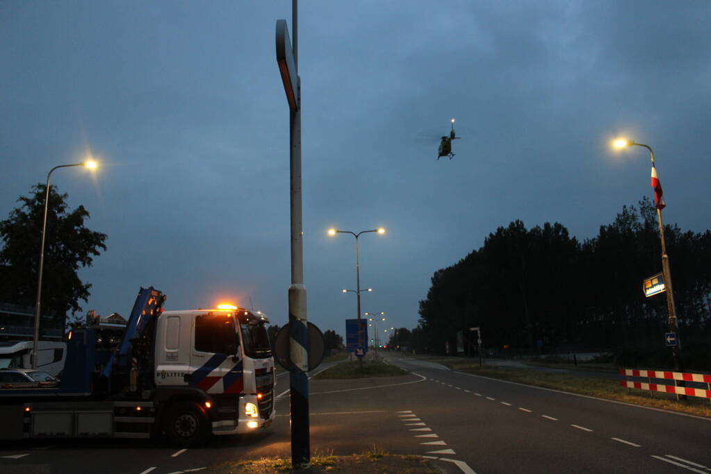 Vluchtauto crasht tijdens achtervolging