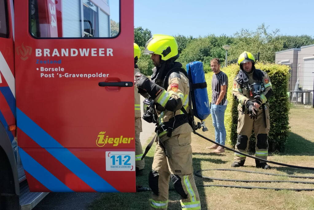 Brand in plantenbak snel gedoofd