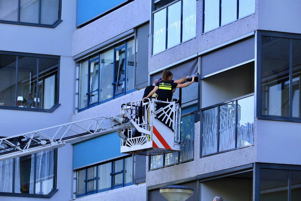 Brandweer ingezet voor binnentreden van woning