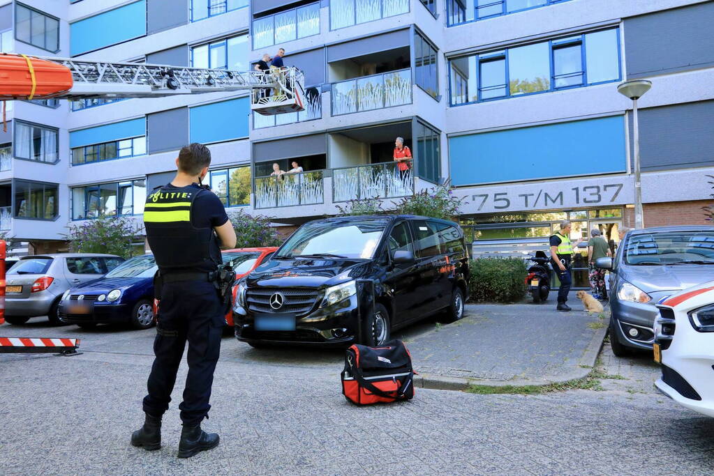 Brandweer ingezet voor binnentreden van woning