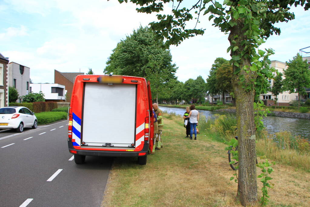 Persoon valt in de Zuid-Willemsvaart
