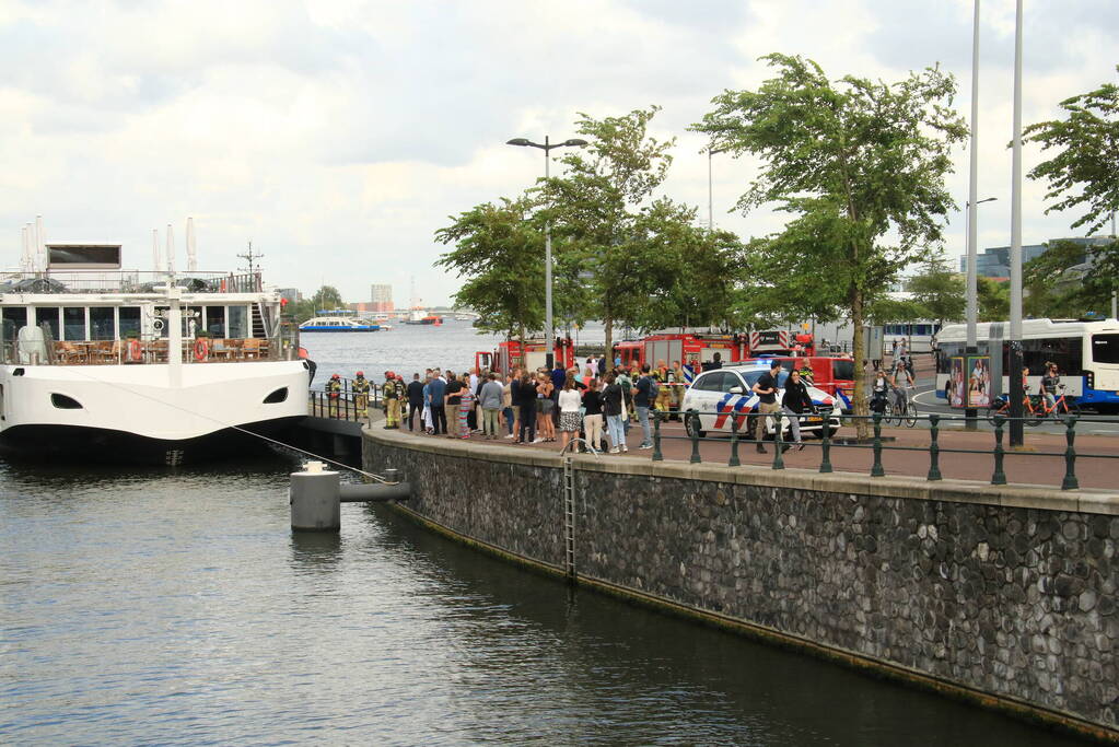 Cruiseschip ontruimd vanwege brand