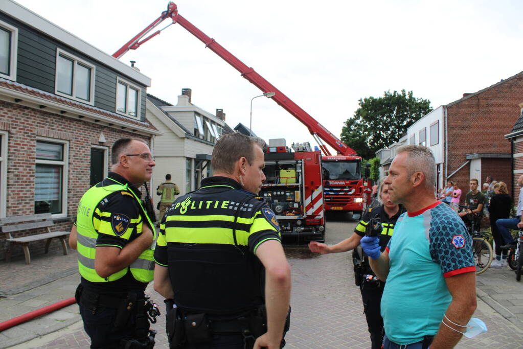 Middelbrand in woonhuis snel onder controle
