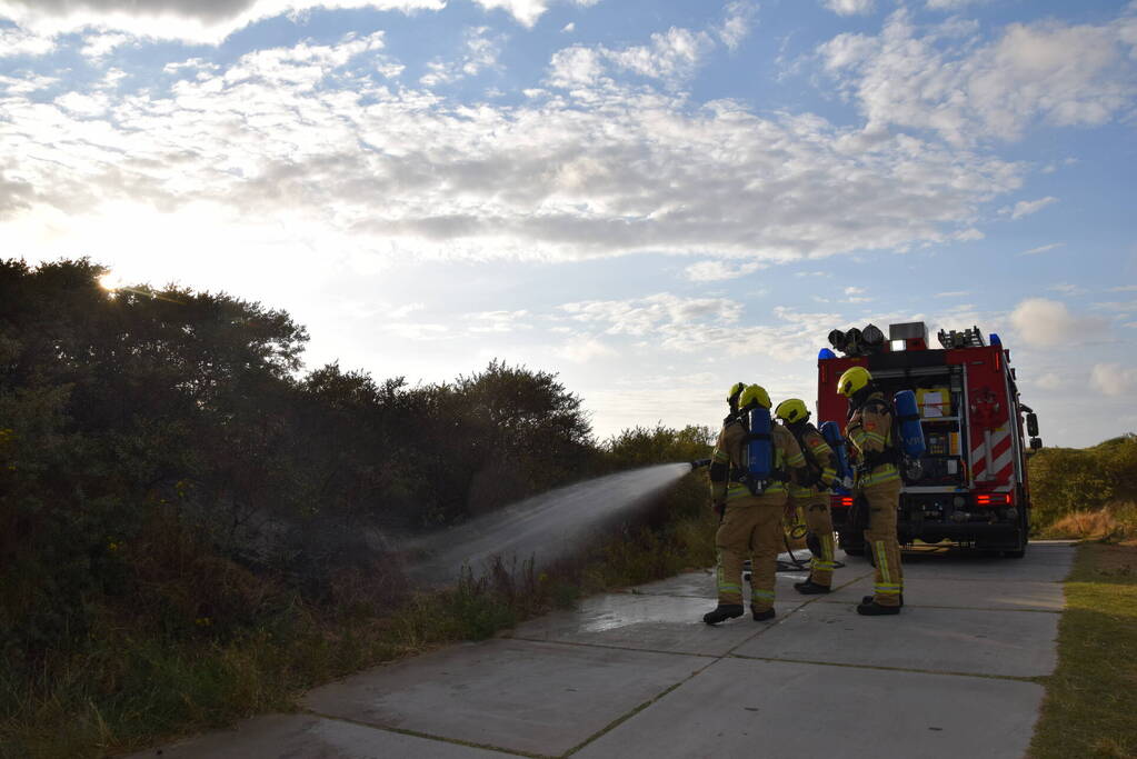 Duinbrand snel onder controle